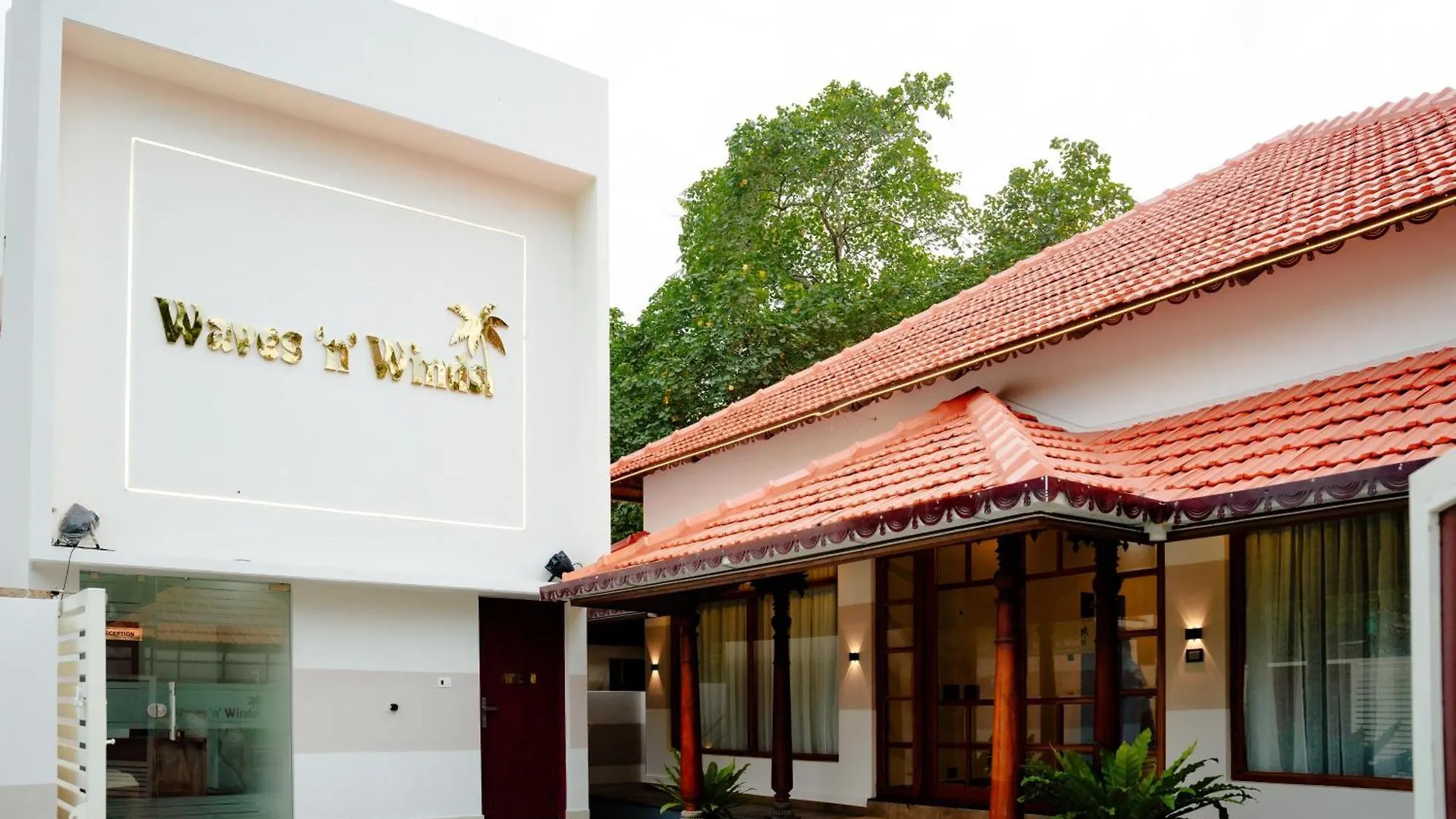Waves 'N' Winds Alleppey Alappuzha Hotel